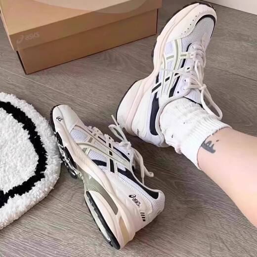 Japonais Asis Gel-1090 couple chaussures décontractées hommes et femmes sports décontractés confortables Retro Trendy Dad Chaussures HXM5954 Rice Grey Bleu 1203A243-021 24 39 5 mm