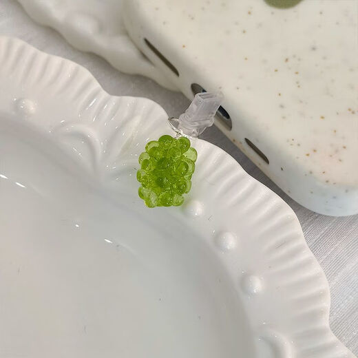 Ye Yu is suitable for the clear version of a green mobile phone dust plug, fashionable mobile phone accessories type-c Android Apple anti-dust universal main picture type-c (comes with anti-lost rope) 15 series also