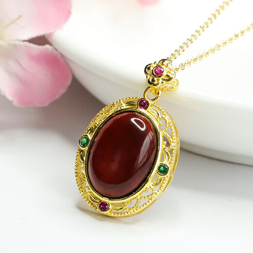 Qichangtang original mine amber pendant, water purification blood amber rose flower necklace, jewelry pendant, Valentine's Day gift for mom and wife, blood amber retro style pendant (with silver chain)