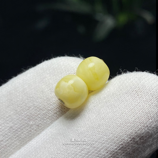 Zanghong Pavilion, Russian material, white flowers, beeswax, old type bucket beads, top beads, single beads, diamond, star, moon and bodhi text, bracelet chain, diy accessories, full wax, old type, large hole, about 8mm single