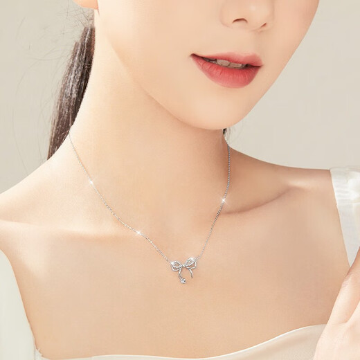 Farcoko platinum PT950 necklace for women with bow, fashionable platinum heart-shaped birthday, Chinese Valentine's Day gift for girlfriend, platinum necklace + elegant bow, SF Express, default SF Express