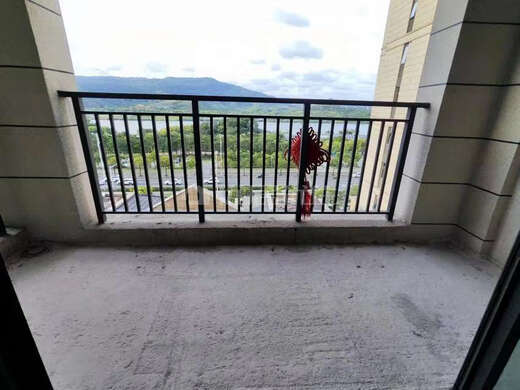 River view room, unobstructed view, beautiful air