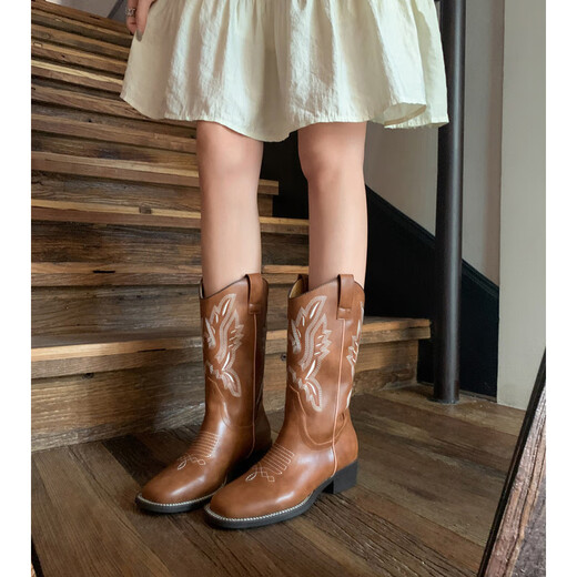 Fan Xiaoru Retro Western Cowboy-Stiefel Frauen er sui selbe bestickte Martin-Stiefel 2025 NEUE MIDE-TUBE Kurzstiefel Reisen Ritterstiefel Dunkelbraun 36 36