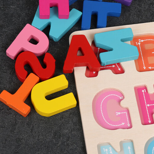 Hölzerne Kinder digitale Buchstabenpaarung Board Baby Farbform Kognitive Puzzle Puzzletafel Frühschulpuzzle Spielzeug HJ-Caps Brief Kognitive Board