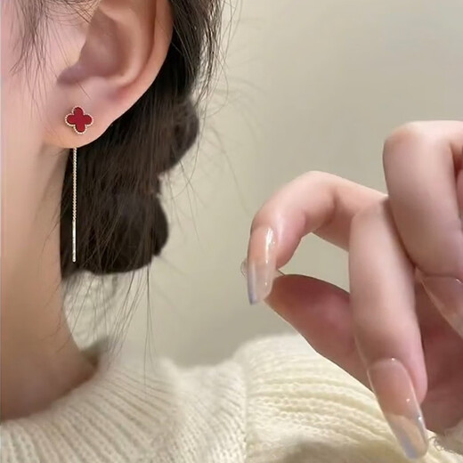 Mansheng red four-leaf clover tassel earrings for women 2026 new high-end light luxury niche unique simple temperament earrings pair