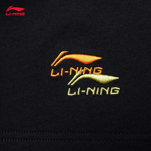 Li Ning Sports Shorts Мужские весенние и летние бег двойной логотип вышитый твердый цвет короткие спортивные штаны AKSU699