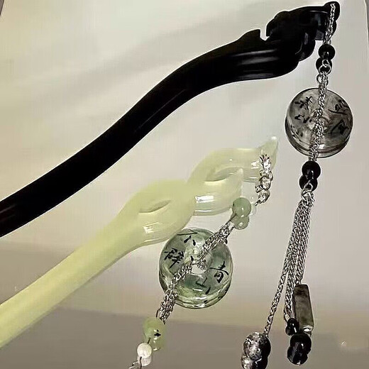 Two generations of happy horse-faced skirts, hairpins, women's ancient style tassels, modern cheongsam, wooden hairpins, hairpins, Hanfu plate hair accessories, gift, green