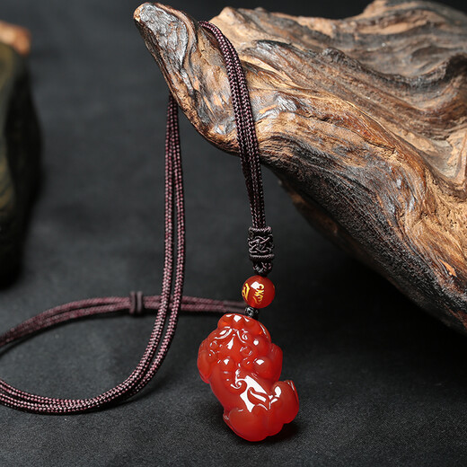 Ciling Pavilion red agate Pixiu pendant Pichu Pixiu jewelry pendant necklace animal year gift men and women amulet pendant