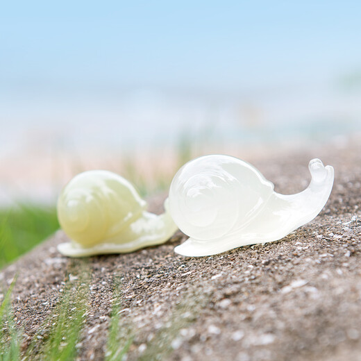 Tianxia Jade Family Jade Snails Pair Slowly Walking Together Creative Ornaments Couple Wedding Birthday Gift Accompanying You White Bingyu Pair