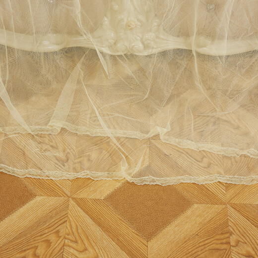 Arctic velvet three-door thickened palace landing mosquito net beige 1.8m bed 25mm thick pillars