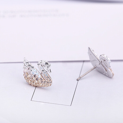 Swarovski SWAROVSKI Gradient Swan Stud Earrings 5215037