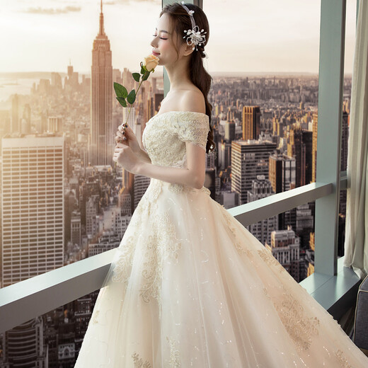 Fatiya Bride Wedding Master Vestido de novia 2024 NUEVO Color de champán Bandas de gran tamaño Tamil