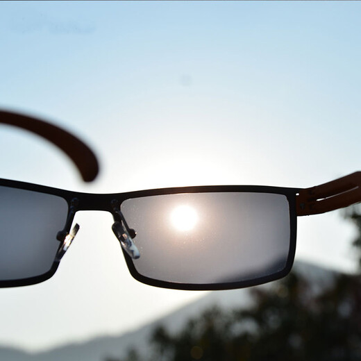 Gravel Sunglasses for Men and Women Couples Pure Aluminum Magnesium Explosion-proof Polarized Sunglasses Driving Fishing Travel Fashion Sports Glasses Black Frame Black Legs