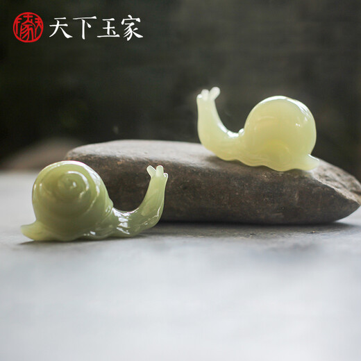 Tianxia Jade Family Jade Snails Pair Slowly Walking Together Creative Ornaments Couple Wedding Birthday Gift Accompanying You White Bingyu Pair