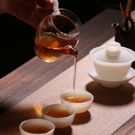 Jade Clay White Jade Porcelain Complete Tea Set Japanese-Style Suet Jade Ceramic Household Simple Covered Bowl Teacup Fair Cup Creative Combination Kung Fu Tea Gift Box Standard Configuration (1 Covered Bowl, 6 Cups, and a Set of Tea Strainers) Hot Selling Type