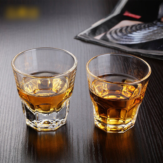 Fanji 6-piece set of liquor and strong beer glass wine glasses for bar and household drinking utensils, six-piece round cups, 100ml, two liang