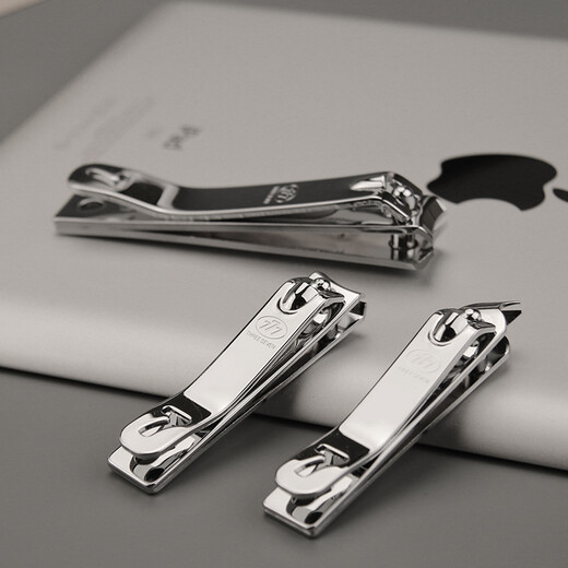 
777(THREE SEVEN) Korean 777 nail clipper single-fit household medium nail clipper adult portable large nail clipper original imported 671 medium silver (7-character handle)