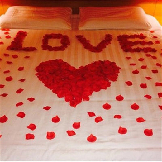 Kuayuan wedding supplies, wedding room decoration and layout, simulated fake petals, wedding layout, hand-thrown simulated rose petals, purple and white gradient petals (120 pieces)