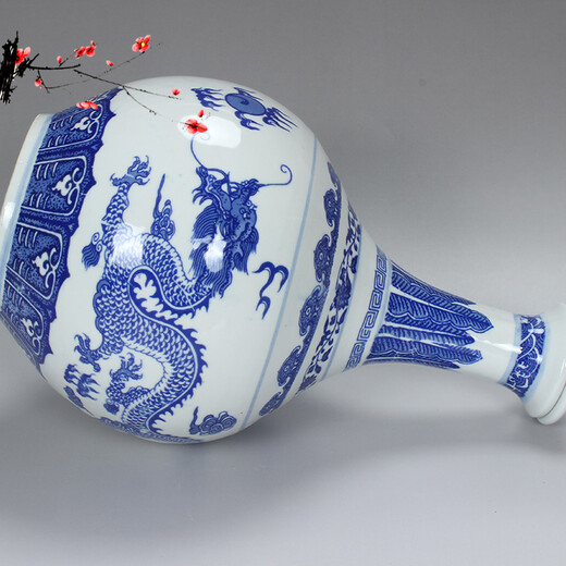 Xindeheng Jingdezhen Ceramics 5 Jin Jin equals 0.5 kg, blue and white porcelain sealed long neck flat lid wine bottle, cool bottle wine jar, double dragons playing with beads 3 Jin Jin equals 0.5 kg, blue and white porcelain tower (with base lock)