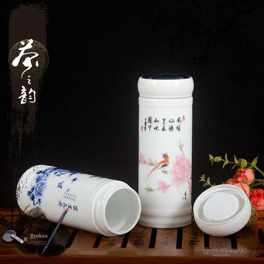 Copa de té Elaine Caza de agua Termos de la oficina Cerámica personal Cerámica Jingdezhen Azul y Blanca Copa de porcelana de porcelana