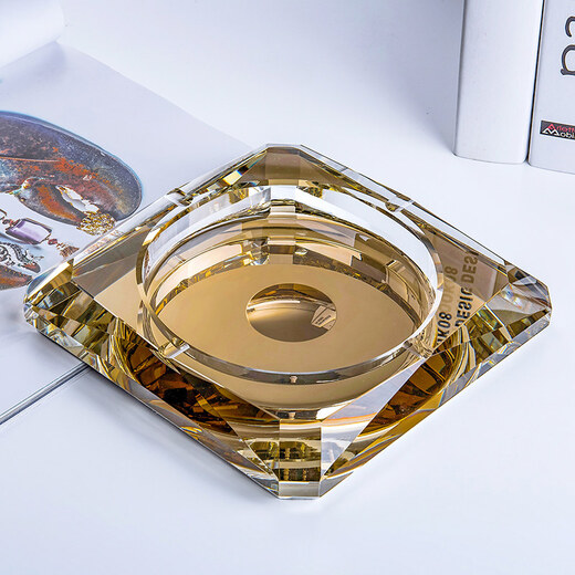 Jingbufan Crystal Glass Glass Ashtray Fashion Creative Perlonmentized Gif