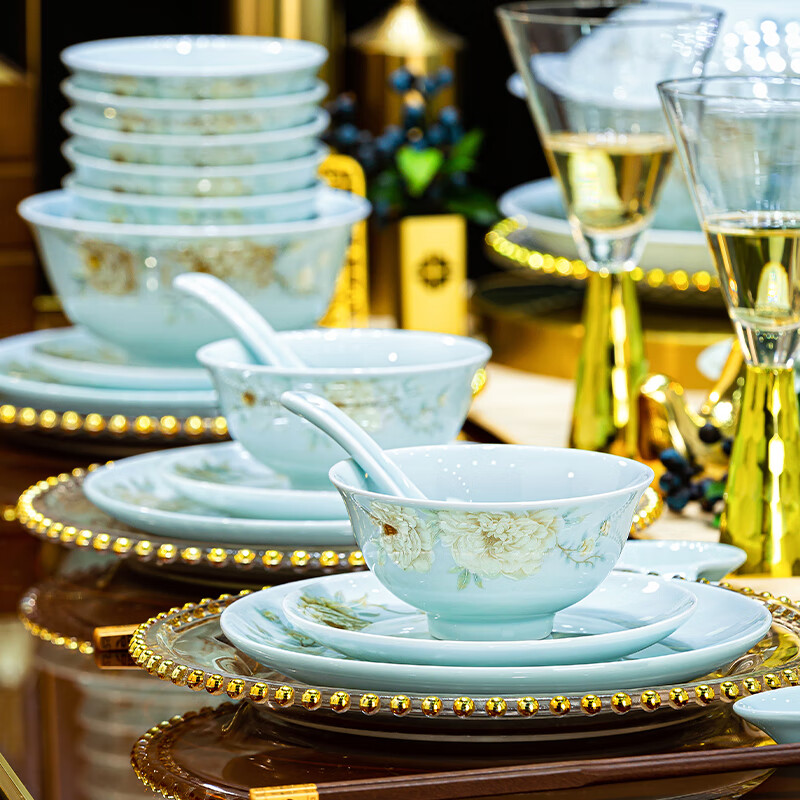 NINE CRANES Jingdezhen 2024 Celadon Tableware Set Light Luxury High-end Dishes Set Home Moving Bowl and Chopsticks Plate Set Celadon 10-Person Set High-end Brocade Box 70 Pieces