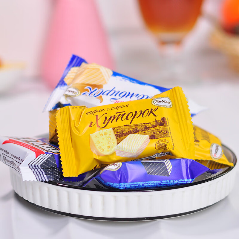 Akonte Russian multi-flavor mixed wafer biscuits original imported snacks 358g