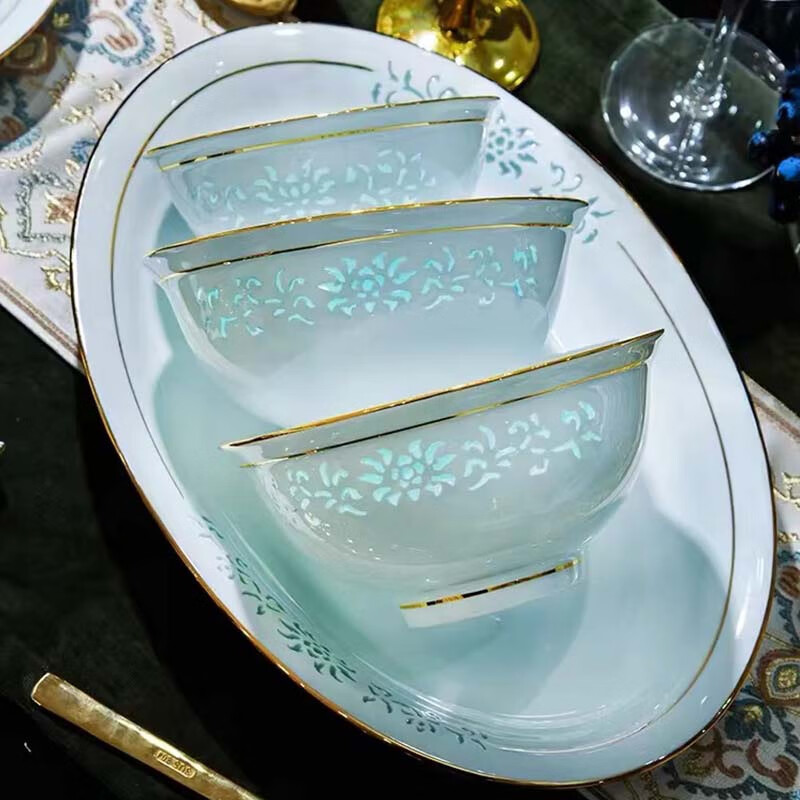 Manyuan new style underglaze color exquisite bowl and dish set household Jingdezhen tableware light luxury celadon ceramic to give a sense of luxury Celadon exquisite 10 people configuration 70-piece set