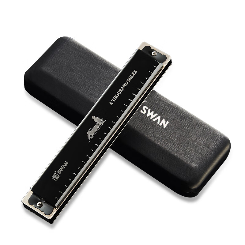 Swan (SWAN) 28-hole polyphonic harmonica imported from Japan gongs beginner advanced adult professional playing harmonica C key black