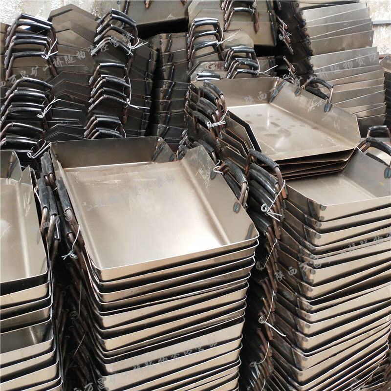 Customized and suitable for mining tunnels, high-speed railways, agricultural use, thickened dustpans, mining buckets, construction site excavation dustpans, buckets, iron dustpans