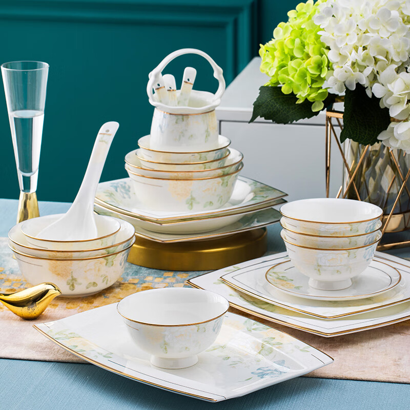 Yichen Jingdezhen ceramic tableware household 4.5-inch tall rice bowl European style light luxury rice bowl dreamy flower shadow