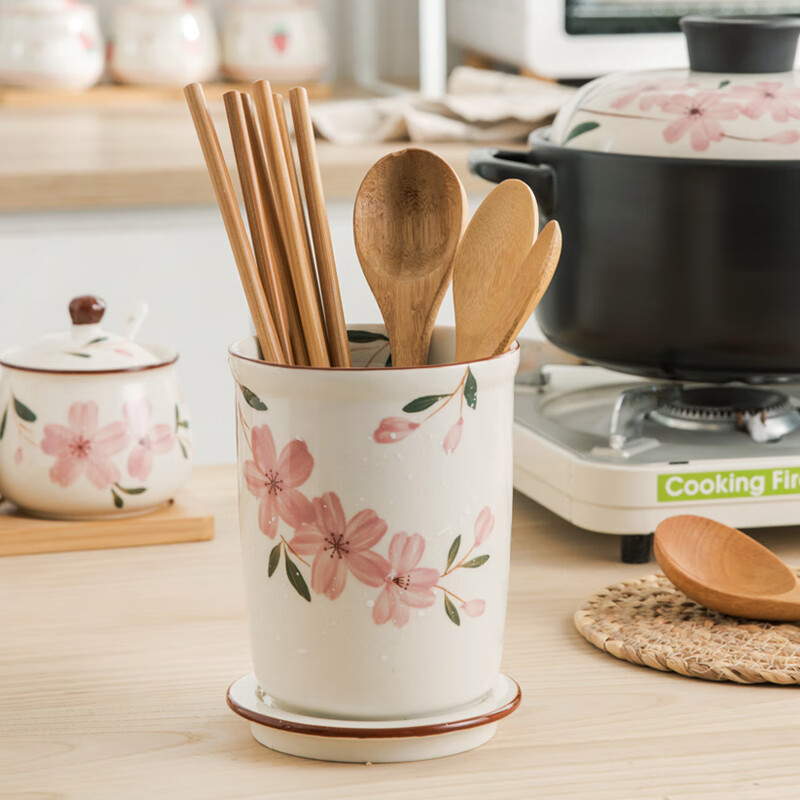 Duomeiran Japanese-style cherry blossom chopstick tube ceramic chopstick holder household drain chopstick basket chopstick bucket chopstick cage storage chopstick holder hand-painted cherry blossom chopstick tube