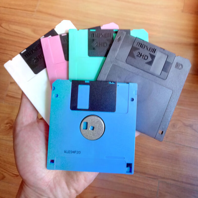 5 floppy disks, embroidery machine, textile machine, computer disk, A drive, 3.5-inch floppy disk, 1.44M floppy disk, Maxell (5 pieces dismantled)