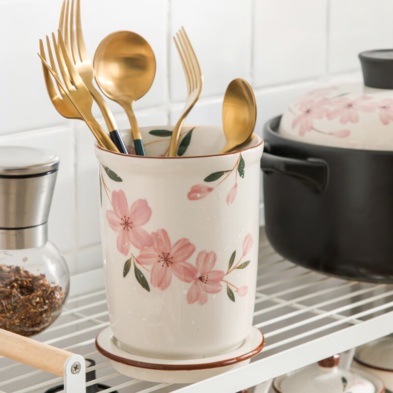 Duomeiran Japanese-style cherry blossom chopstick tube ceramic chopstick holder household drain chopstick basket chopstick bucket chopstick cage storage chopstick holder hand-painted cherry blossom chopstick tube