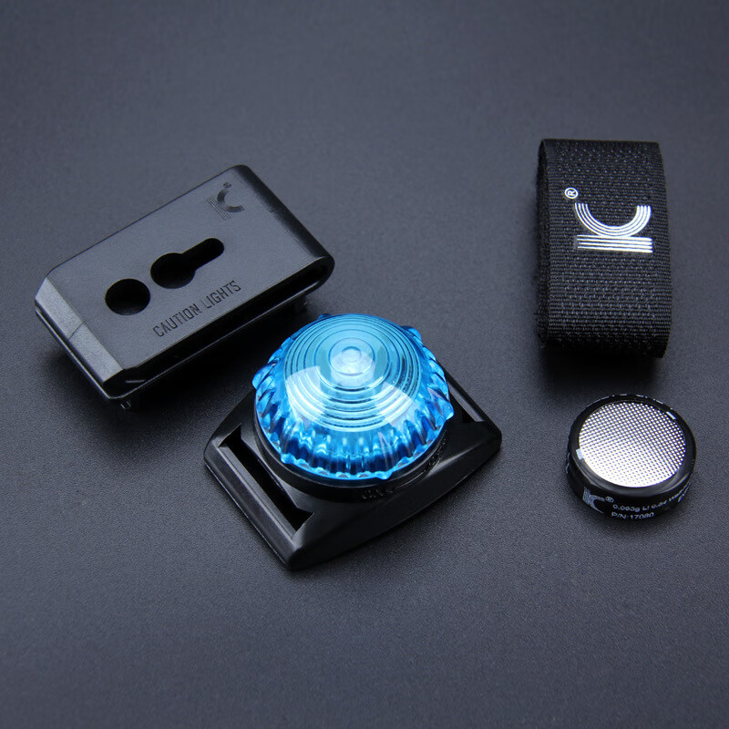 No-pet dog products, anti-lost dog walking lamp at night, anti-lost artifact, pet collar, luminous pendant, LED luminous bell, red