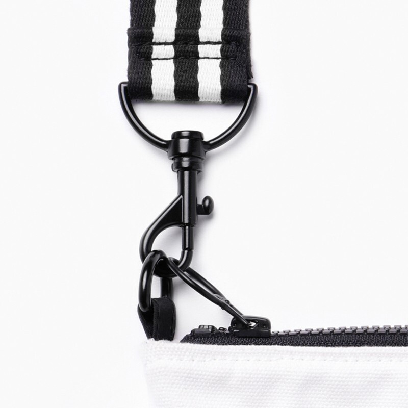 Douban black and white canvas bag black style shoulder bag large capacity canvas bag black white couple bag