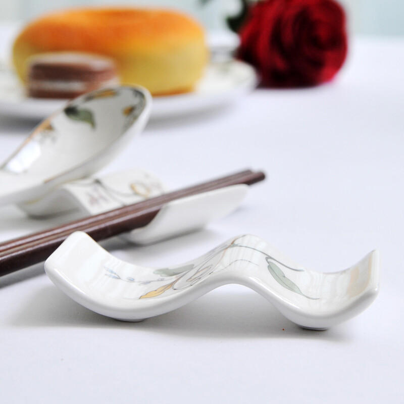 Huige chopstick holder set of 5 chopstick holders ceramic household chopstick holder chopstick pillow chopstick dual-purpose chopstick holder for hotel use B style wavy chopstick holder 5 pieces Champs Elysees