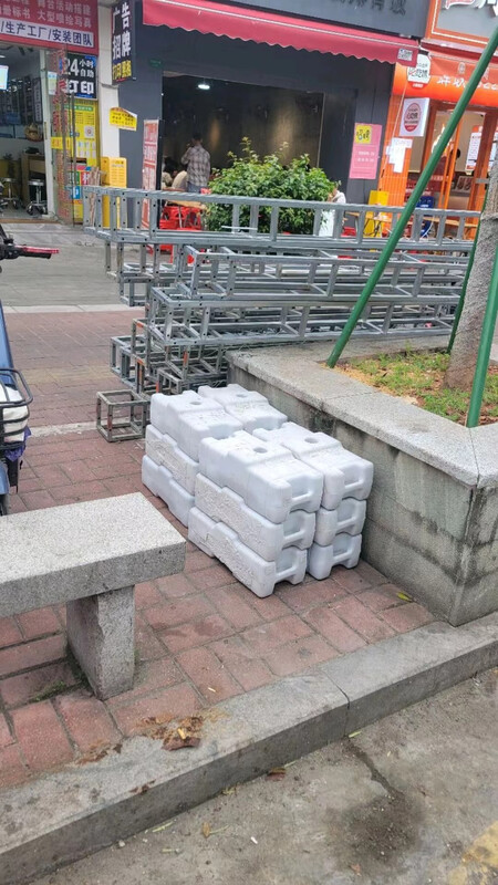 Ji Litian is suitable for truss weight display display booth stage construction weight block plastic cement hanging basket counterweight white plastic filled with concrete