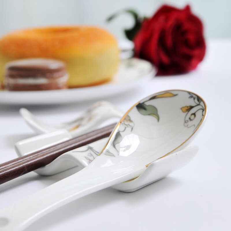 Huige chopstick holder set of 5 chopstick holders ceramic household chopstick holder chopstick pillow chopstick dual-purpose chopstick holder for hotel use B style wavy chopstick holder 5 pieces Champs Elysees