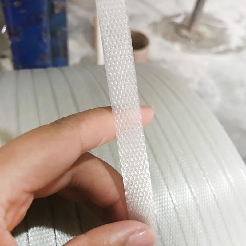 Fully automatic and semi-automatic machine packing tape PP plastic hot melt packaging tape new material transparent carton packaging rope transparent yellow ultra-transparent 12 wide 0.6 thick 2400 meters