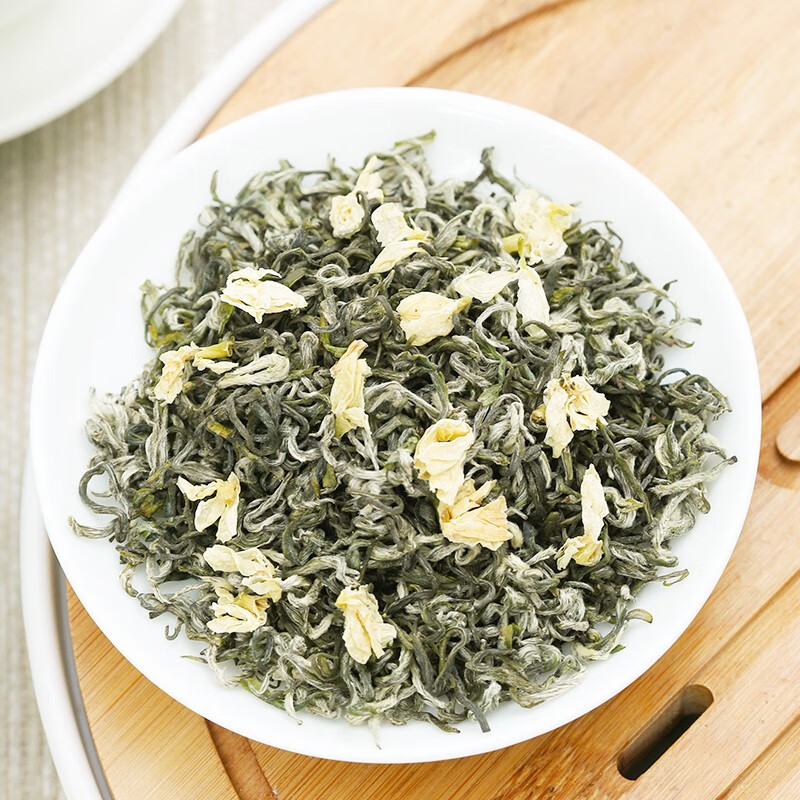 Spring morning jasmine tea 2025 new tea special snow falling aroma type Maojian tea Sichuan scented tea new year gift box 250g