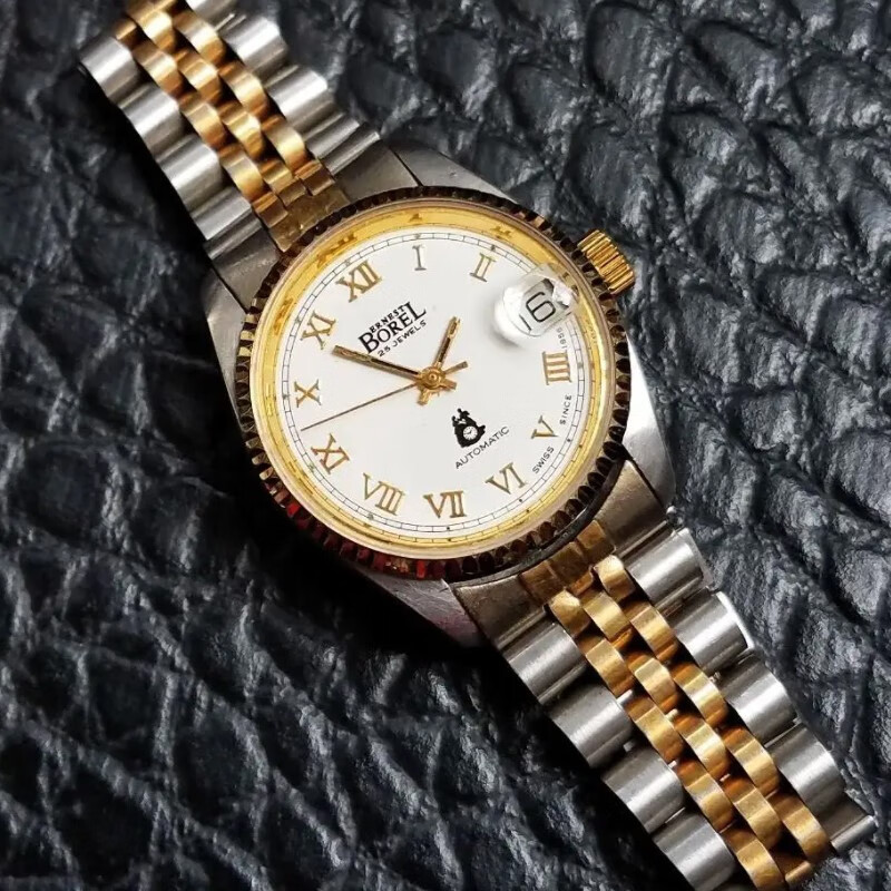 ErnestBorel professional watch repair, ErnestBorel watch delivery and maintenance, battery replacement, watch mirror replacement, watch strap replacement, please contact customer service for the actual cost.