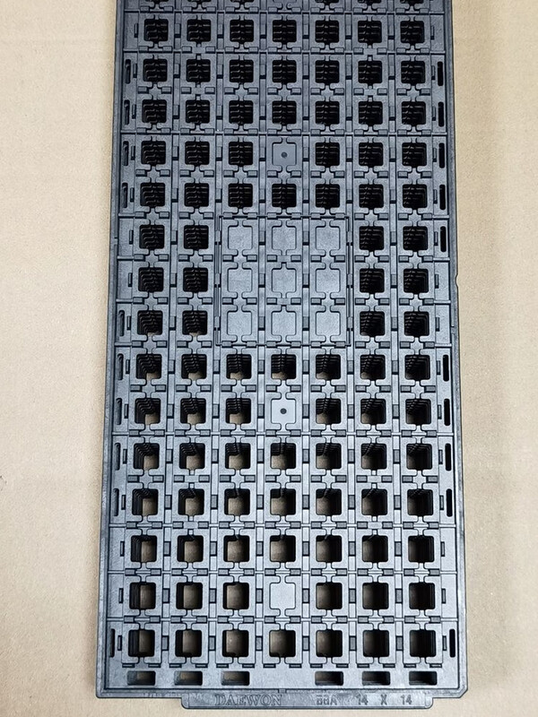 Ic chip black switch module tray embedded component tray high temperature resistant FC-BGA package BGA11*11mm