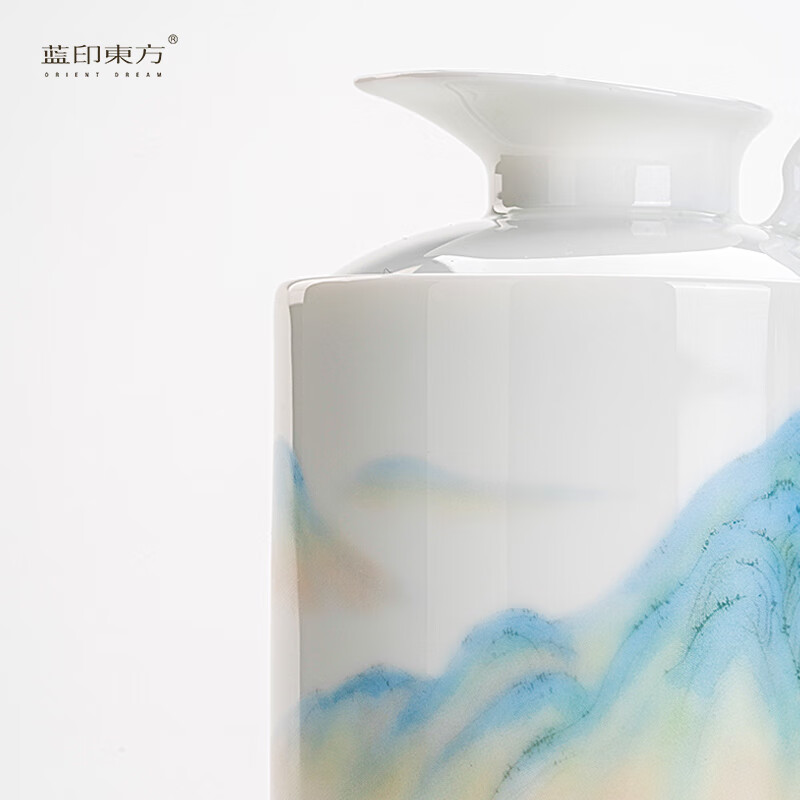 Blue printed Oriental Jingdezhen ceramic wine set white wine dispenser wine warmer wine glass combination Chinese style home party gift box Longyin Qianli Jiangshan wine set