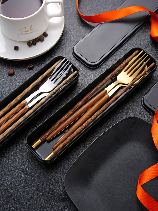 Simple Century Chopsticks and Spoon Set One person, one chopstick, portable tableware, student storage box, fork, single wooden chopsticks, three-piece set, 3-piece set including fixed buckle, dark green spoon + Jinfu chicken wings, 1 pair