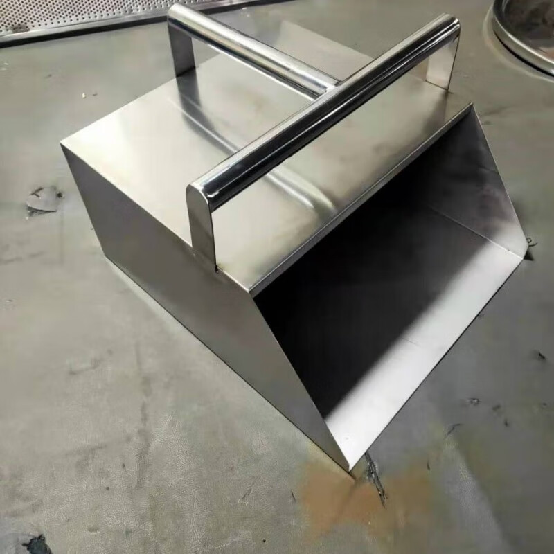 Stainless steel dustpan, white steel dustpan, pharmaceutical factory grain feed dustpan, carbon dustpan 201304, material 201 260*200*120, plate thickness 0.65