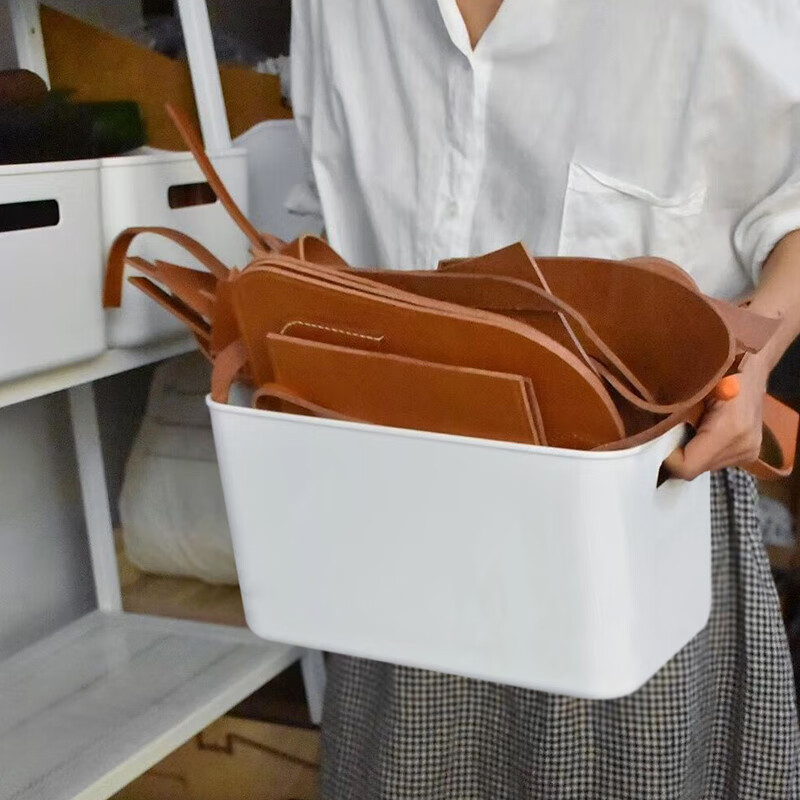 Shuangshan Desktop Storage Box Plastic Dust-Proof Household Clothing Storage Box with Cover, Miscellaneous Organizing Box, Storage Box, Deep L-1 (Length 36.5 Width 26.5 Height 24.5)