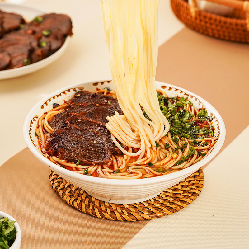 Baizuan wheat flour 500g medium-gluten flour handmade home-made buns steamed buns Hanamaki dumplings white flour baking ingredients