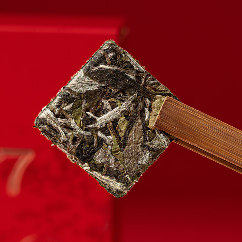 Huajingxing Tea Fuding White Tea 2021 First Spring Ginkgo Yangcun Small Square Piece Biscuit Tea 150g Gift Box 2021 Peony Biscuit Tea Gift Box (Scan code price 368 yuan set