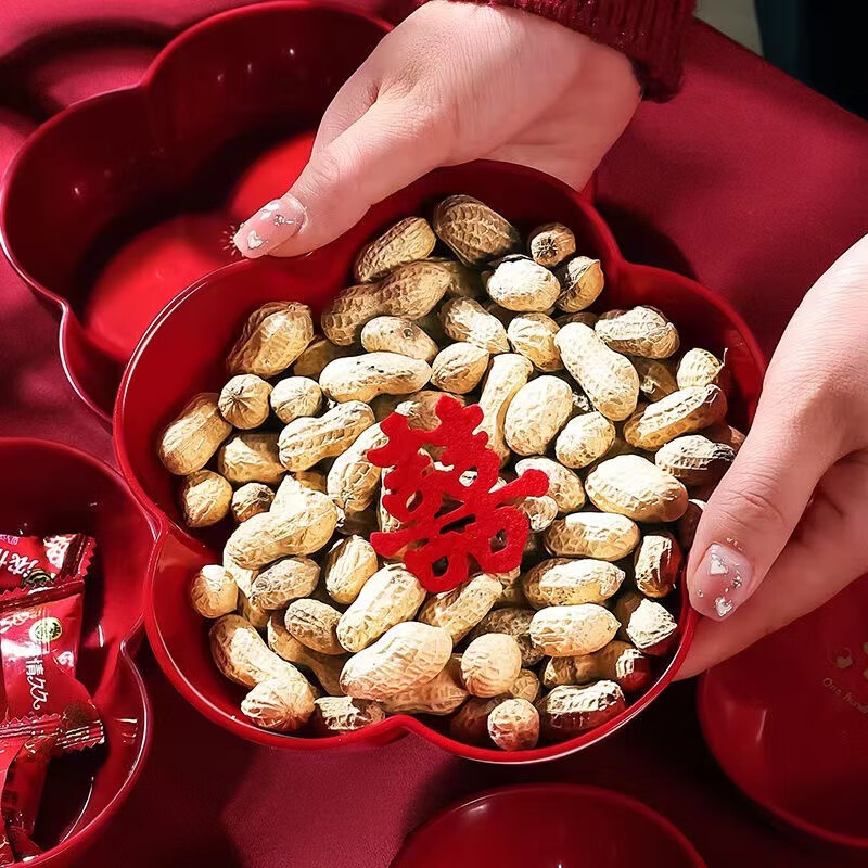 UOSO Wedding Candy Plate Living Room Red Dried Fruit Plate Engagement Ornaments Wedding Happy Words Fruit Plate Wedding Decoration Arrangement Plate (My Family Is Happy) Large Size 22*3.5cm 8 pcs + 20 small happy words